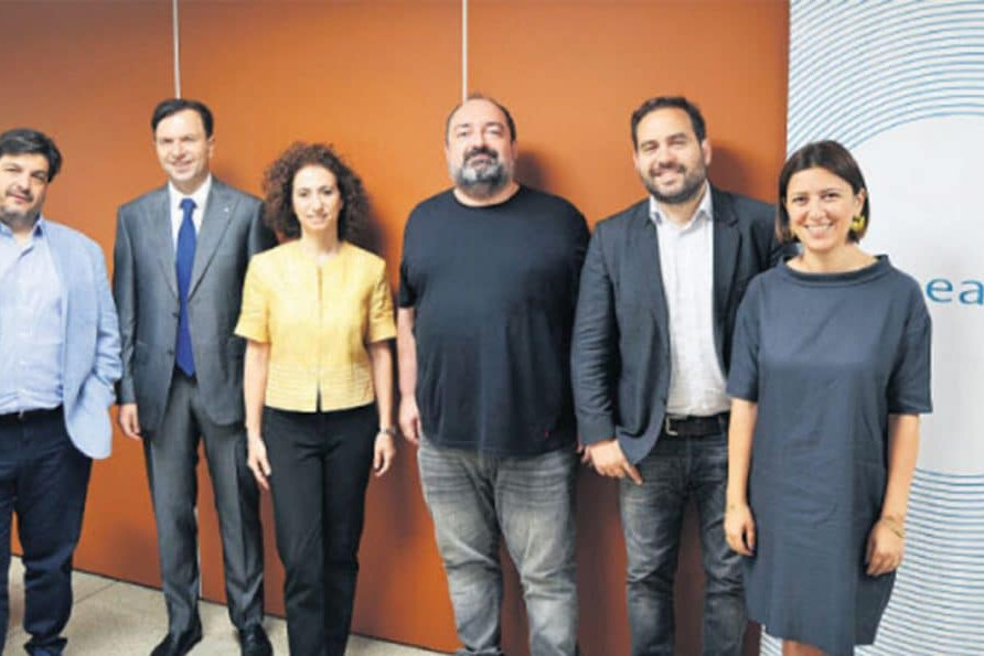 endeavor-yonetim-kurulu.psd