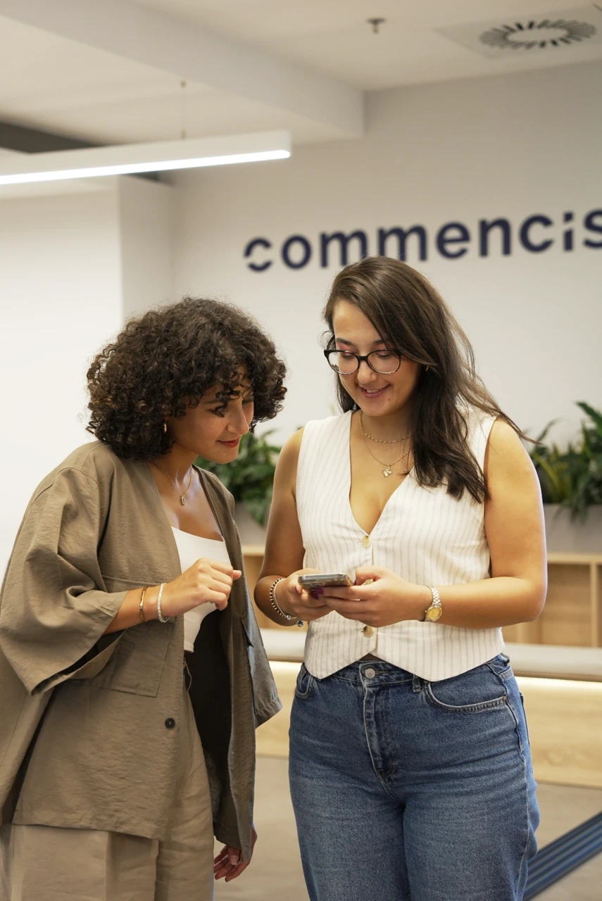 Two colleagues talking
